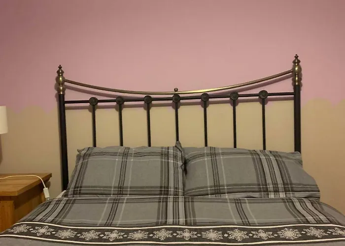 Global Guest Ireland * Williamstown